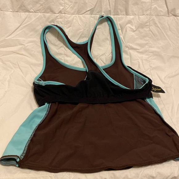 Active Wear - Picture 9 of 11